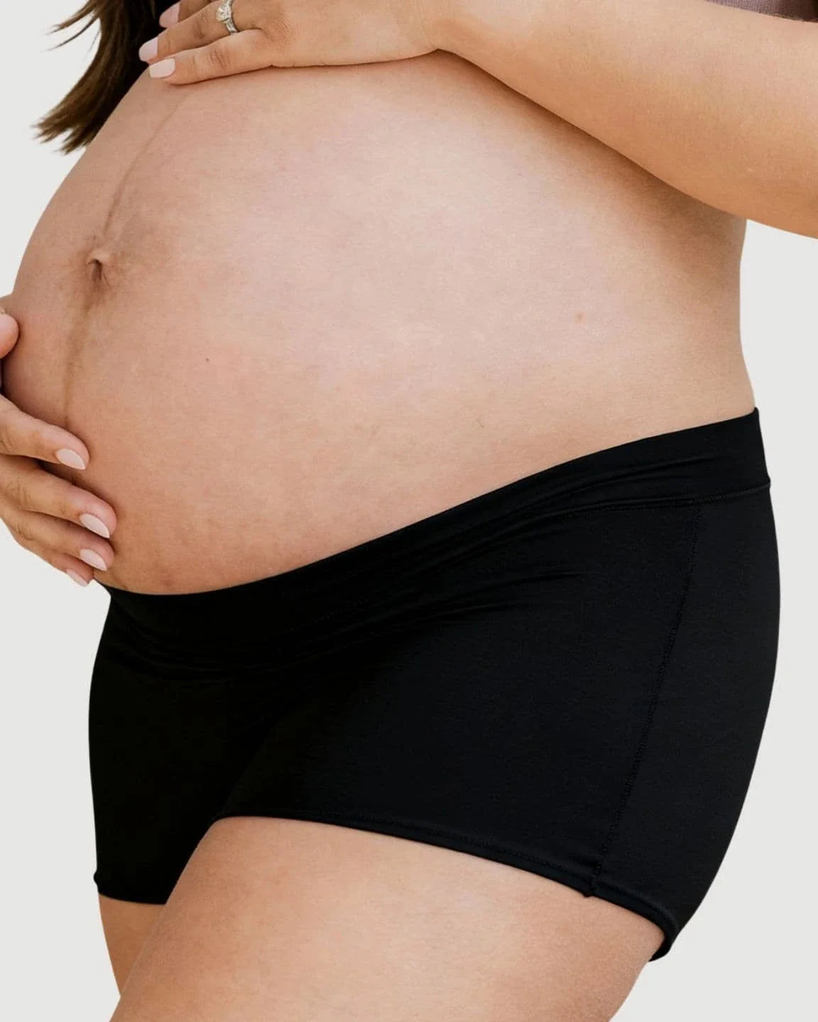 Bump Society – The Comfort Collection: Seamless Stretch Comfort Maternity Briefs