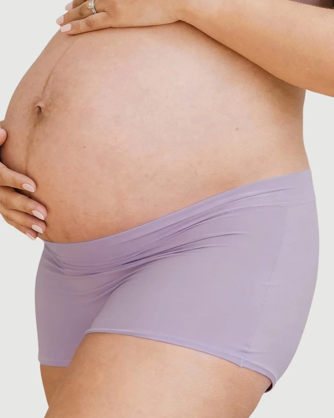 Bump Society – The Comfort Collection: Seamless Stretch Comfort Maternity Briefs