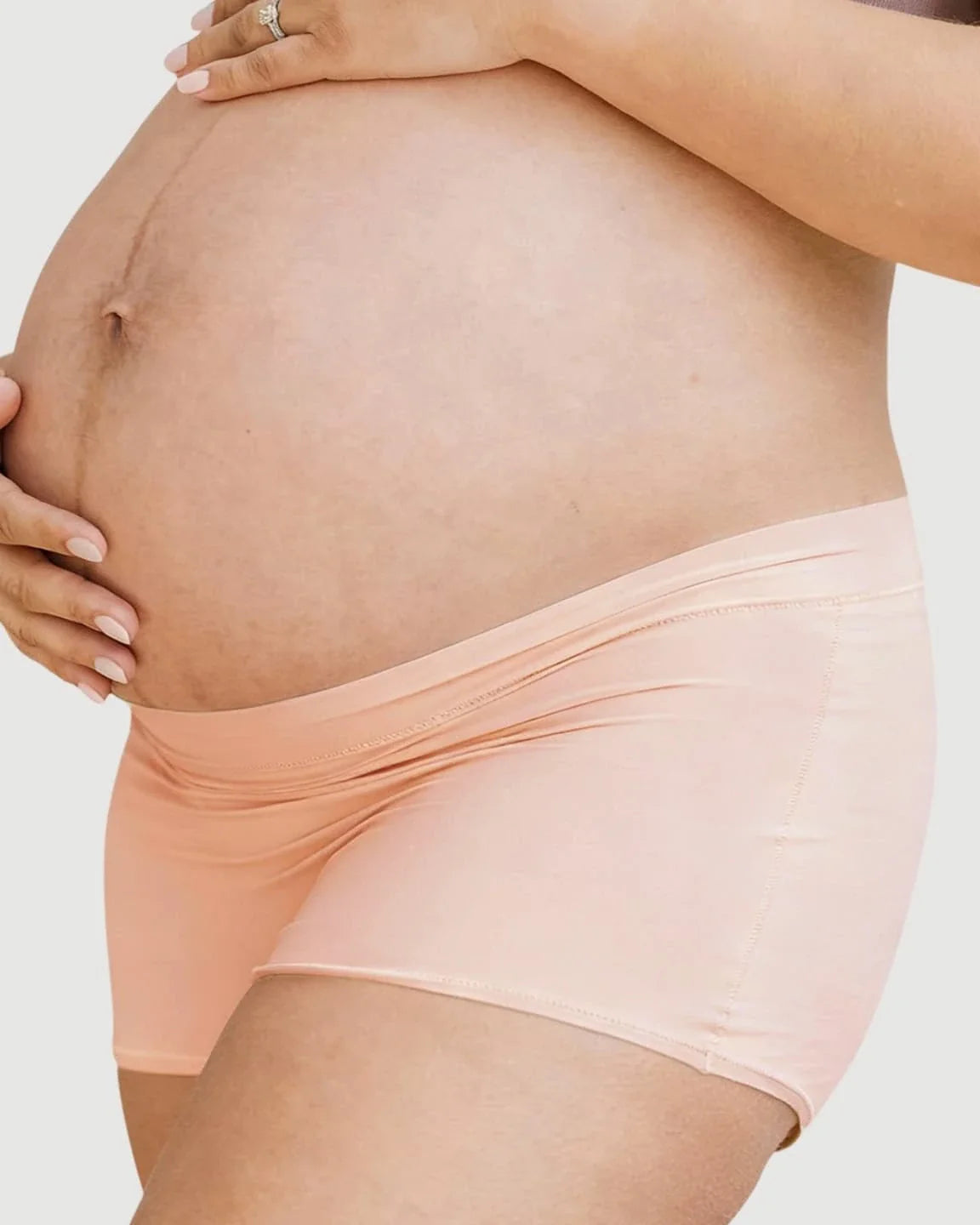Bump Society – The Comfort Collection: Seamless Stretch Comfort Maternity Briefs