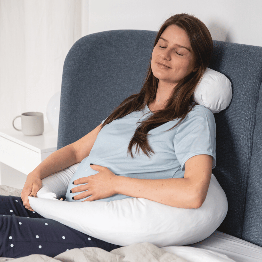 Bree Women's U-Shaped Pregnancy Pillow | 100% British Wool, Multi-Functional Comfort 3