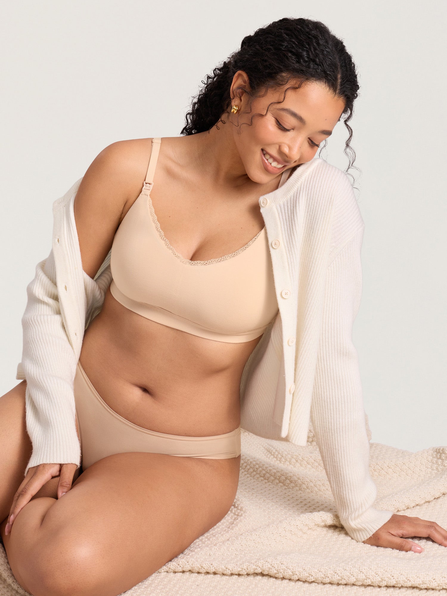 Emily | Soft Stretchy Lace Nursing Bralette 3