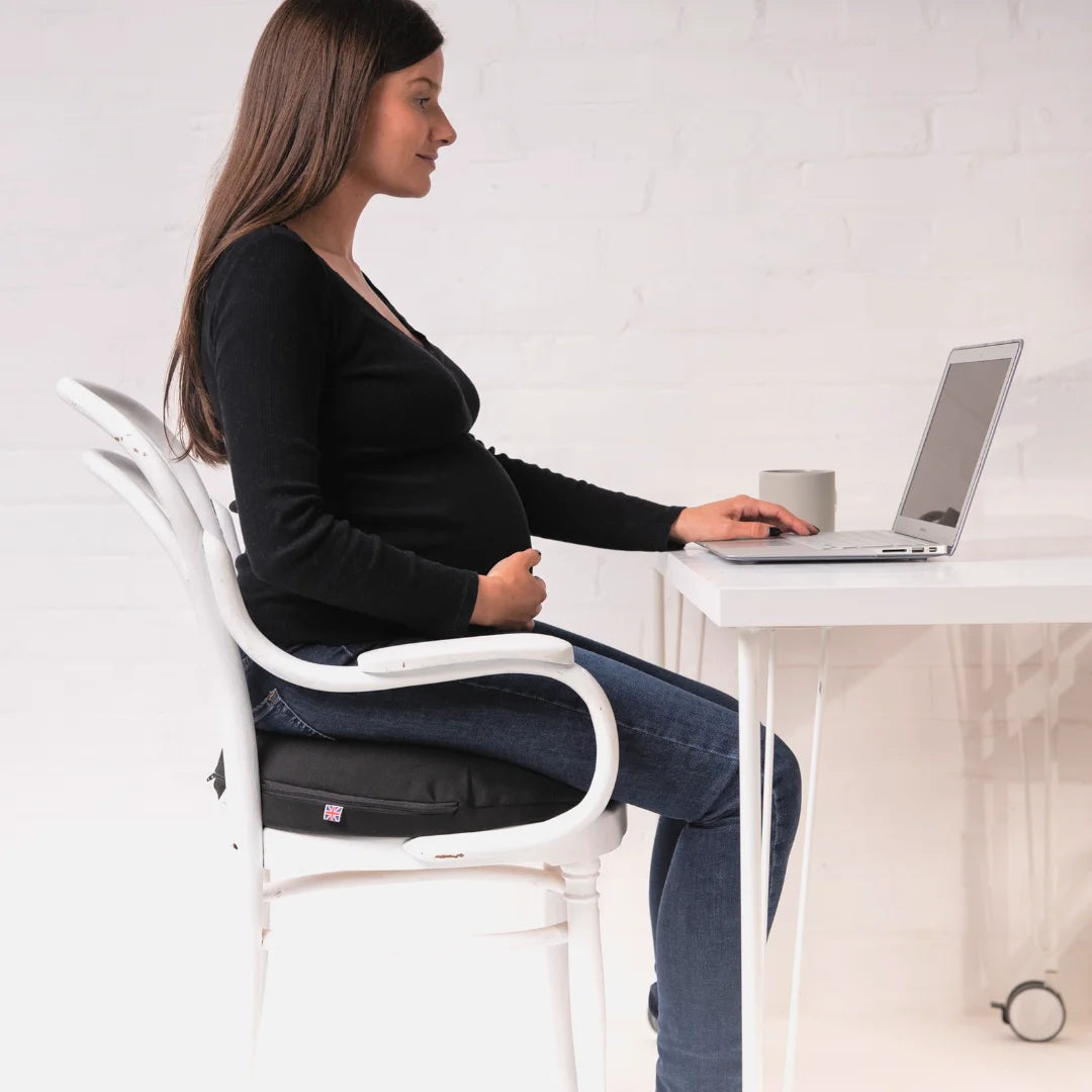 Pola Women's Postpartum Ring Cushion | Memory Foam Comfort, Discreet Design 3