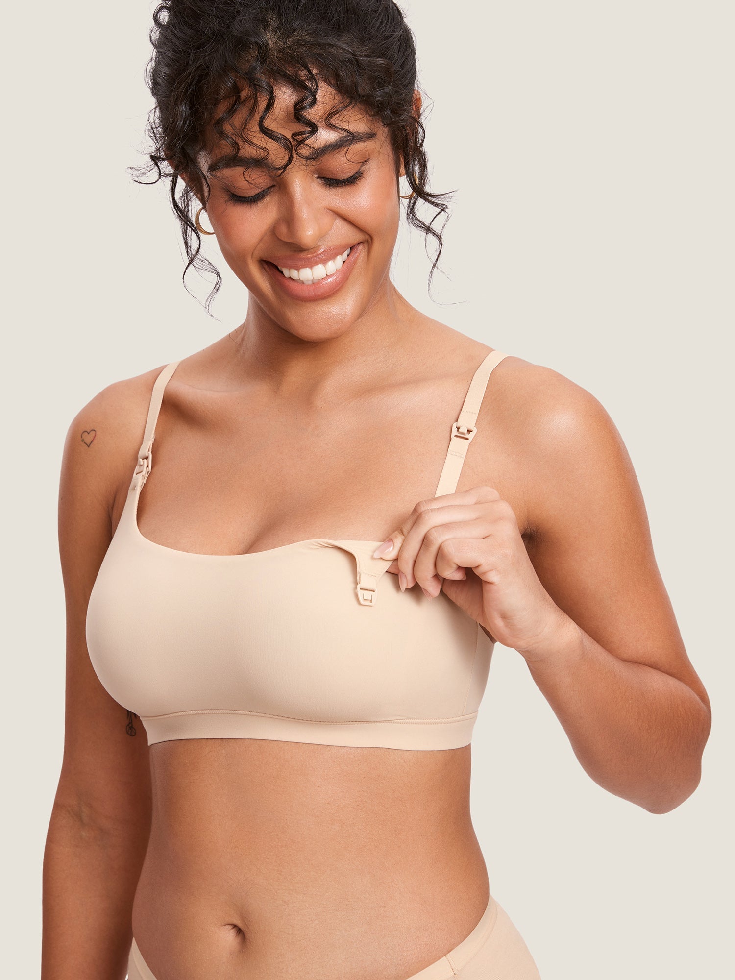 Sophie | Soft Seamless Nursing Bra for Comfort and Convenience 0