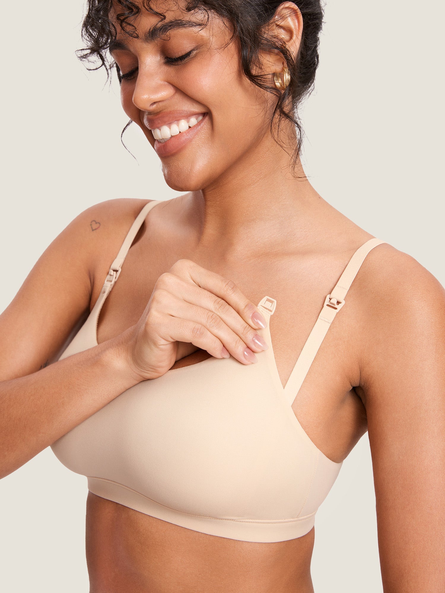 Sophie | Soft Seamless Nursing Bra for Comfort and Convenience 1