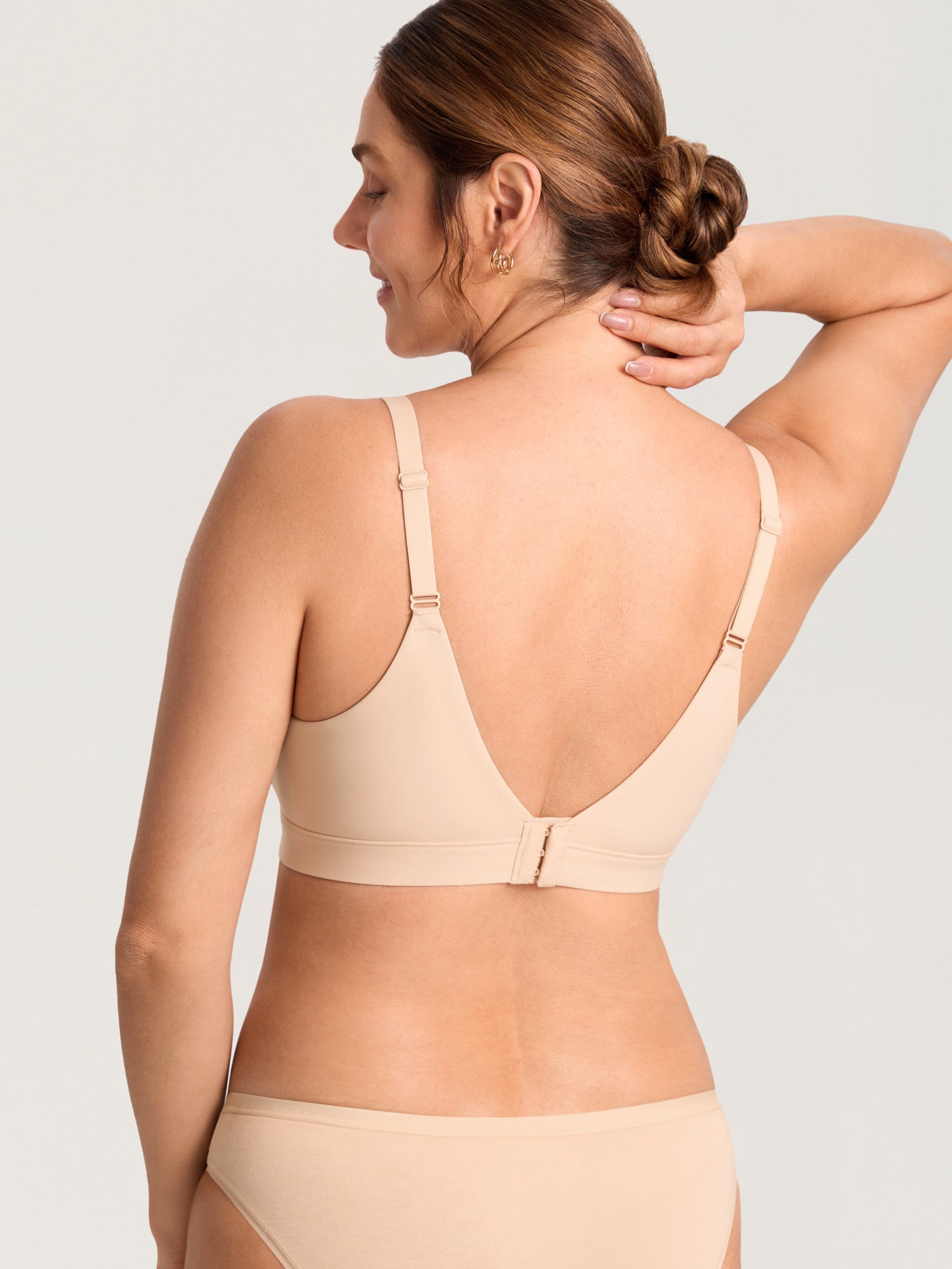 Sophie | Soft Seamless Nursing Bra for Comfortable Breastfeeding 2