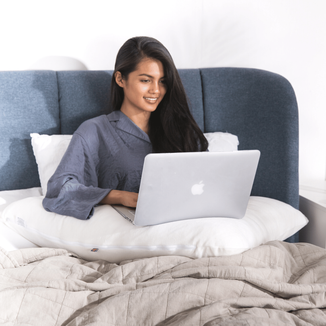 Vera Women's V-Shaped Pregnancy Pillow | 100% British Wool, Cotton Cover 6
