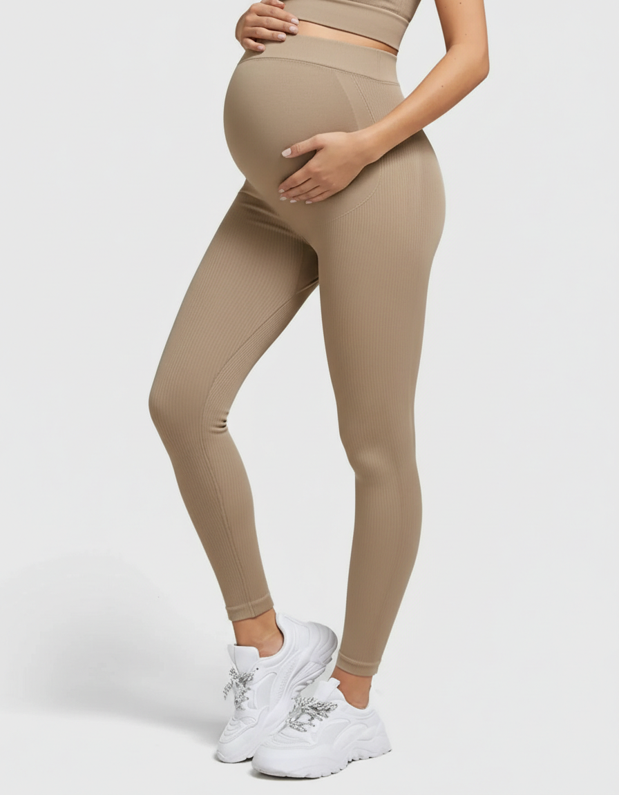 Bump Society – The Comfort Collection: Nylon Stretch Comfort Fit Maternity Activewear Set-Bump Society