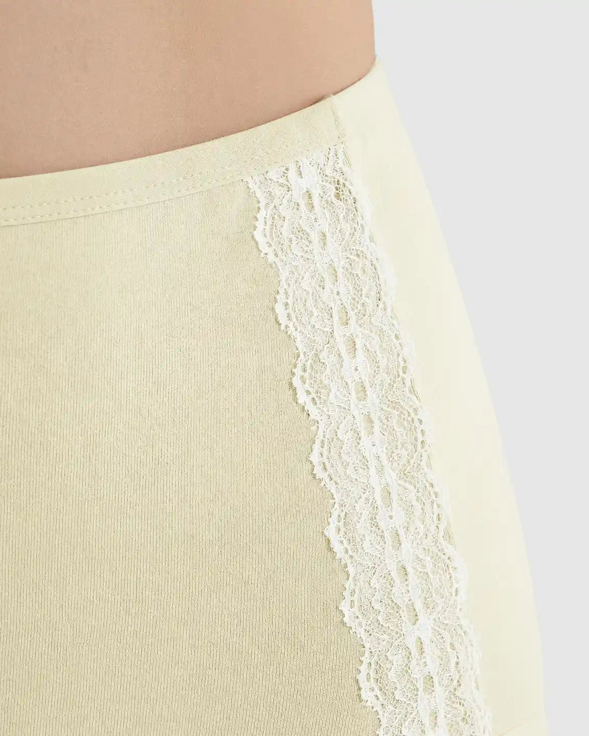Bump Society – The Comfort Collection: Removable Pad Mid-Waist Menstrual Maternity Panty