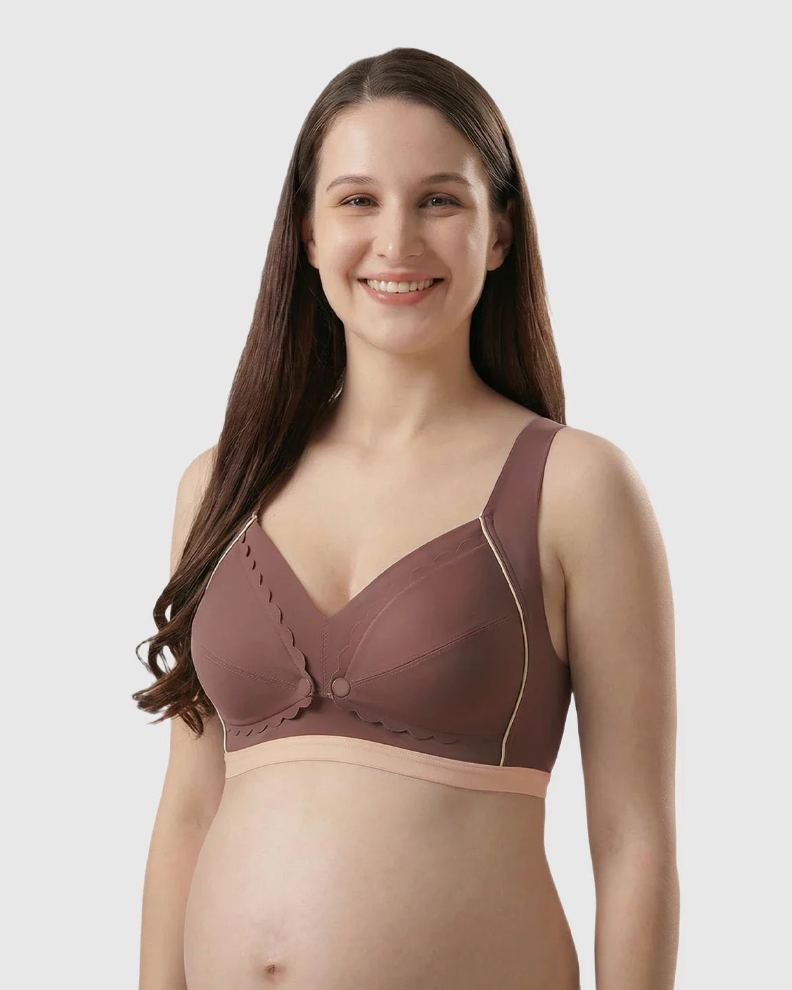 Bump Society – The Nursing Collection: Scalloped V-Neck Contrast Trim Nursing Bra