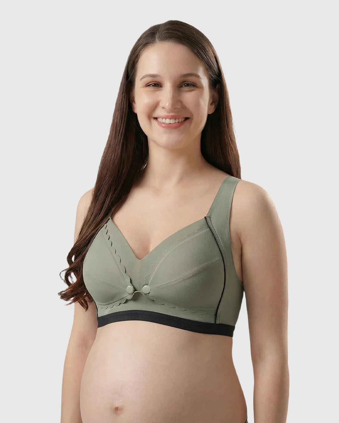 Bump Society – The Nursing Collection: Scalloped V-Neck Contrast Trim Nursing Bra
