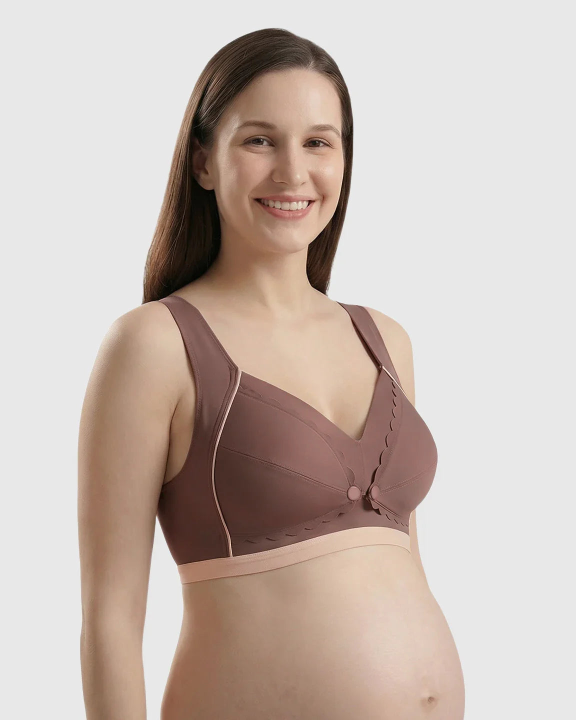 Bump Society – The Nursing Collection: Scalloped V-Neck Contrast Trim Nursing Bra