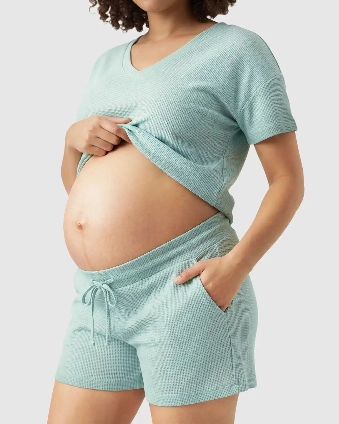 Bump Society – The Nursing Collection: Discreet-Zip Relaxed Nursing & Maternity Lounge Set