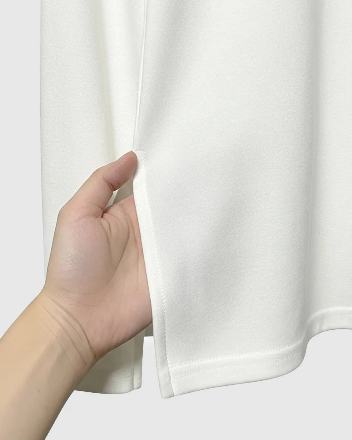 Bump Society – The Comfort Collection: Loose Fit Japanese Style Round Neck Maternity Top