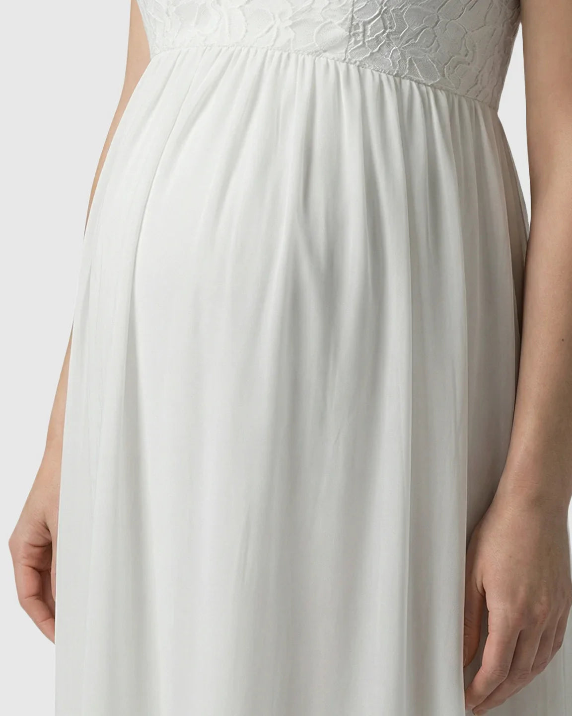 Bump Society – The Comfort Collection: Lace-Chiffon Romantic Maternity Maxi Dress