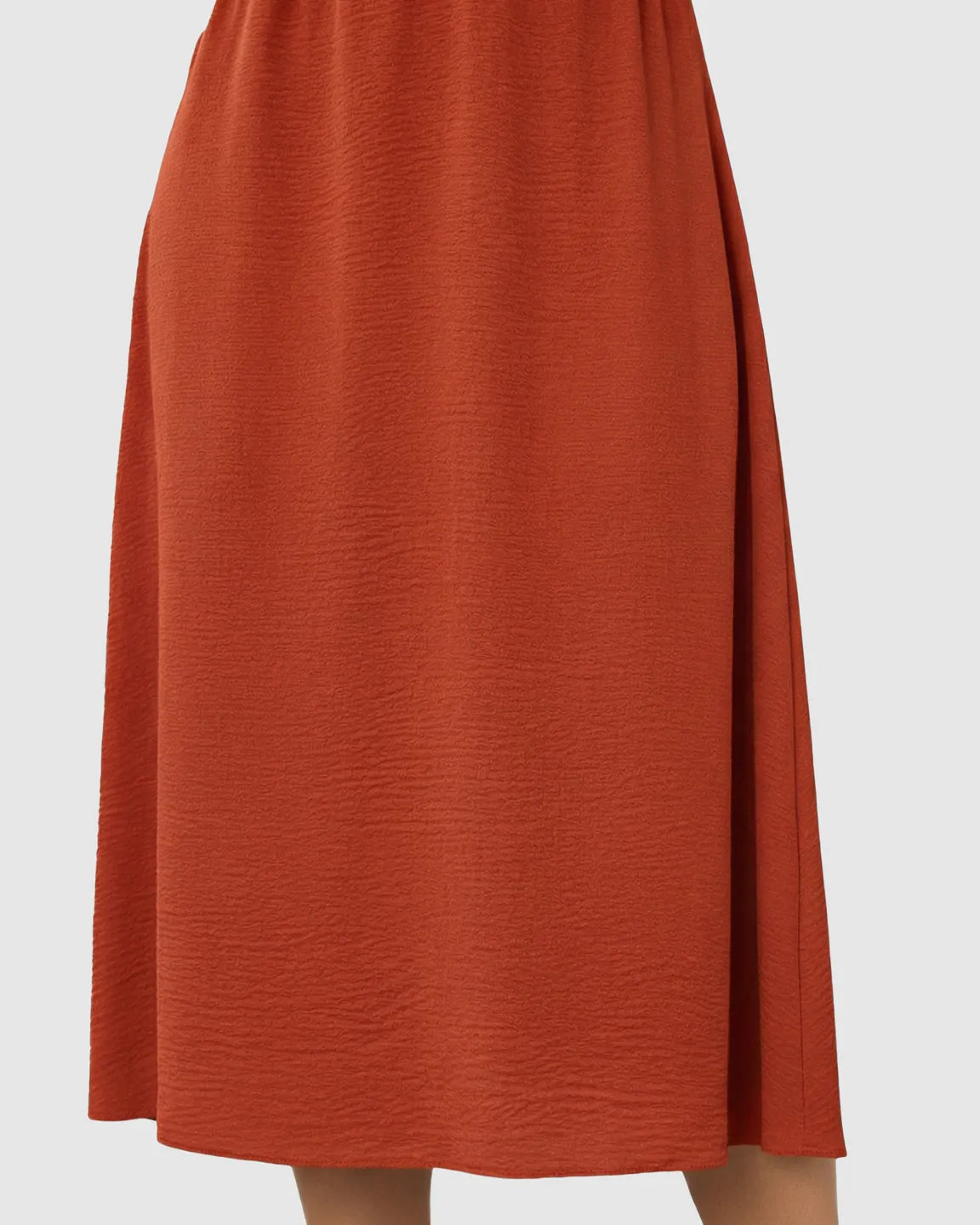 Bump Society – The Comfort Collection: Tie-Knot Front Swing Silhouette Maternity Midi Dress