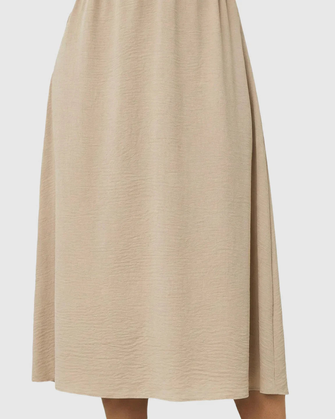 Bump Society – The Comfort Collection: Tie-Knot Front Swing Silhouette Maternity Midi Dress