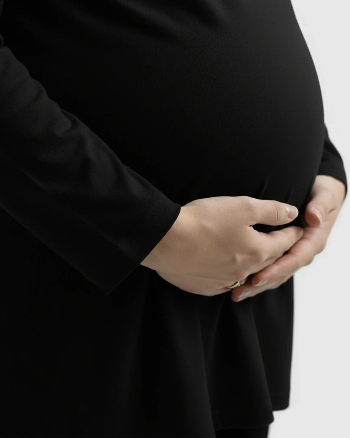Bump Society – The Comfort Collection: Loose Fit Japanese Style Round Neck Maternity Top