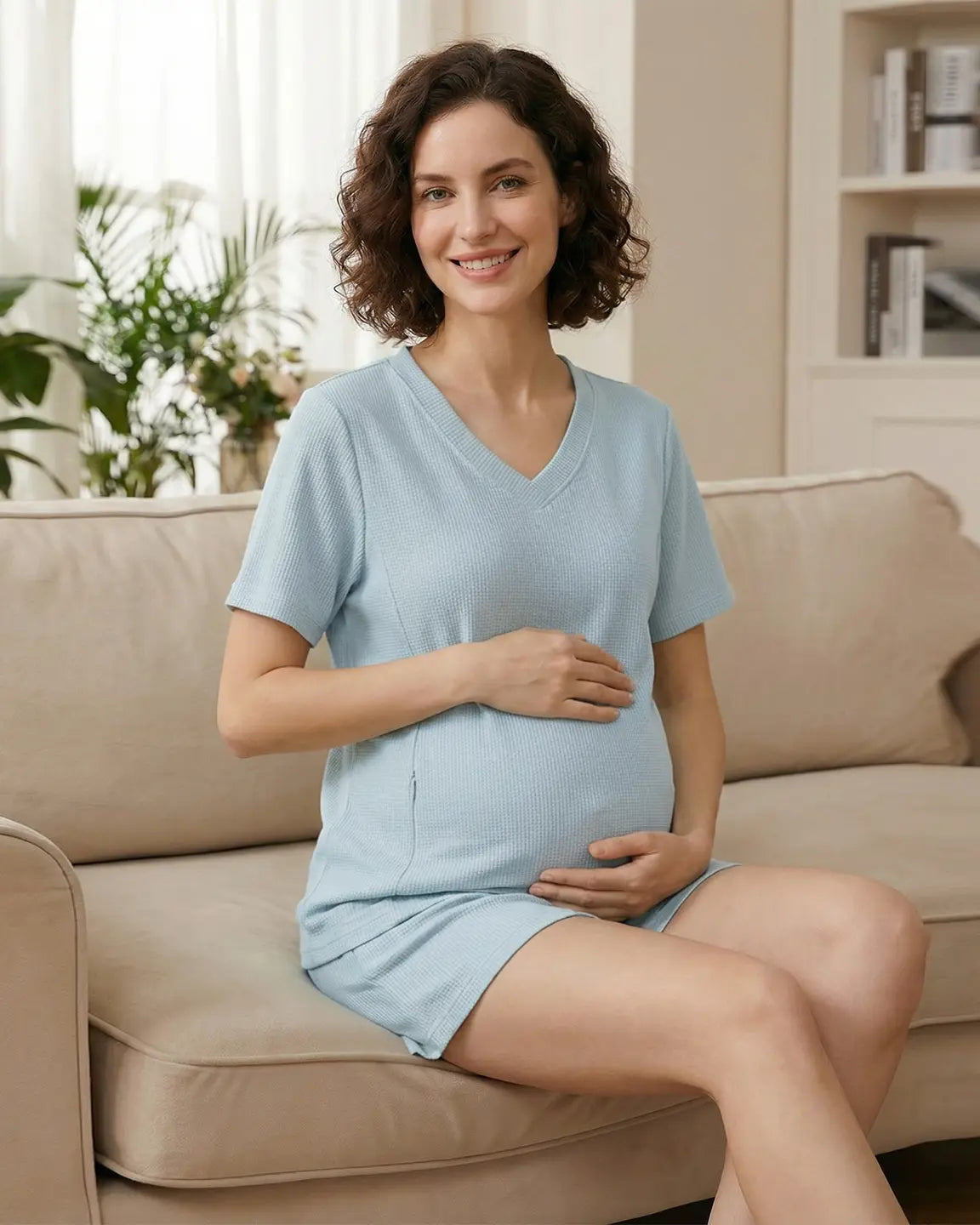Bump Society – The Nursing Collection: Discreet-Zip Relaxed Nursing & Maternity Lounge Set