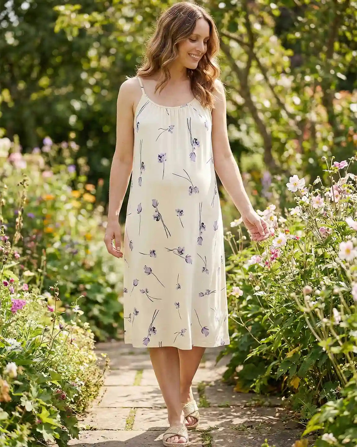 Bump Society – The Comfort Collection: Lavender Floral Built-In Bra Maternity Cami Nightdress