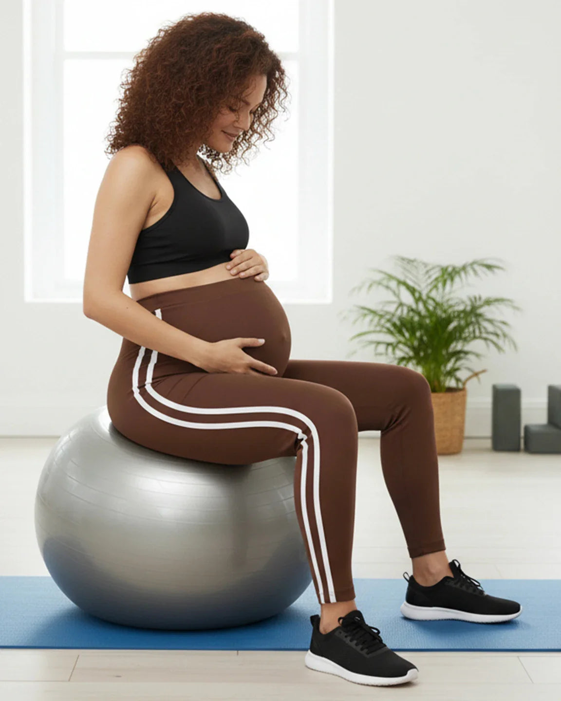 Bump Society – The Comfort Collection: Side Striped Sporty Maternity Leggings