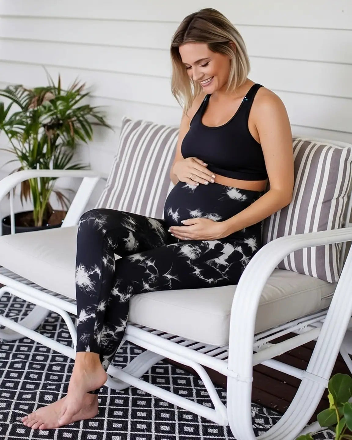 Bump Society – The Comfort Collection: High-Waisted Tie-Dye Maternity Leggings