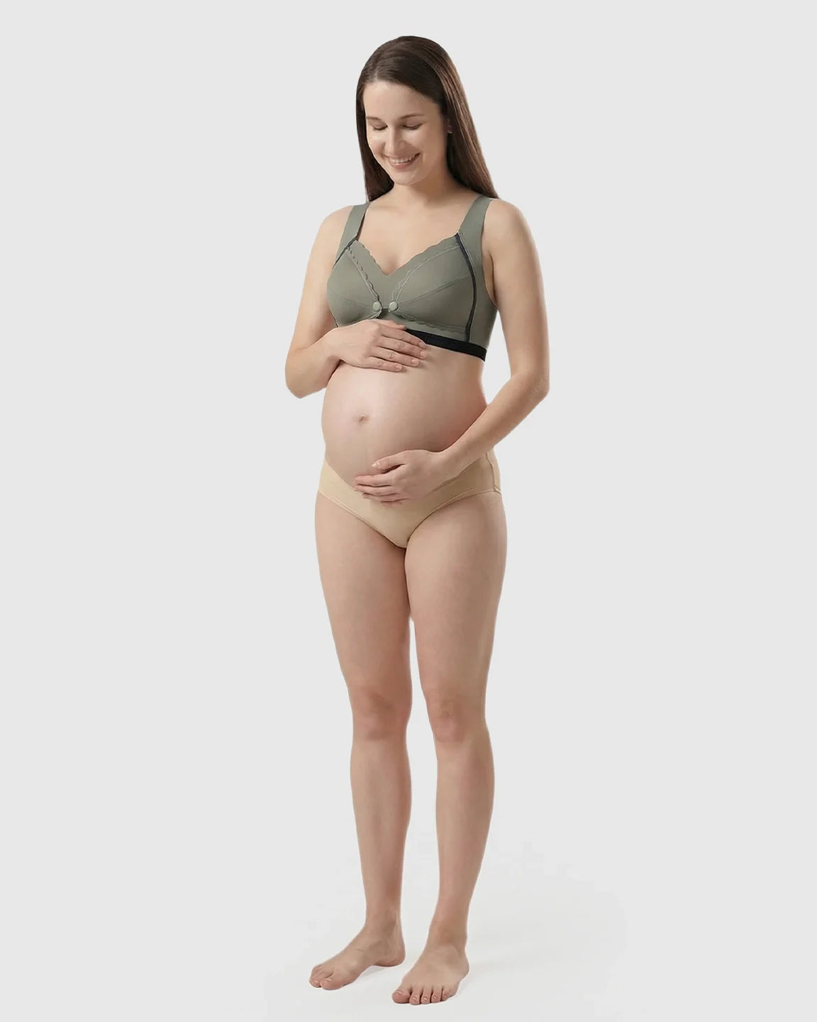 Bump Society – The Nursing Collection: Scalloped V-Neck Contrast Trim Nursing Bra
