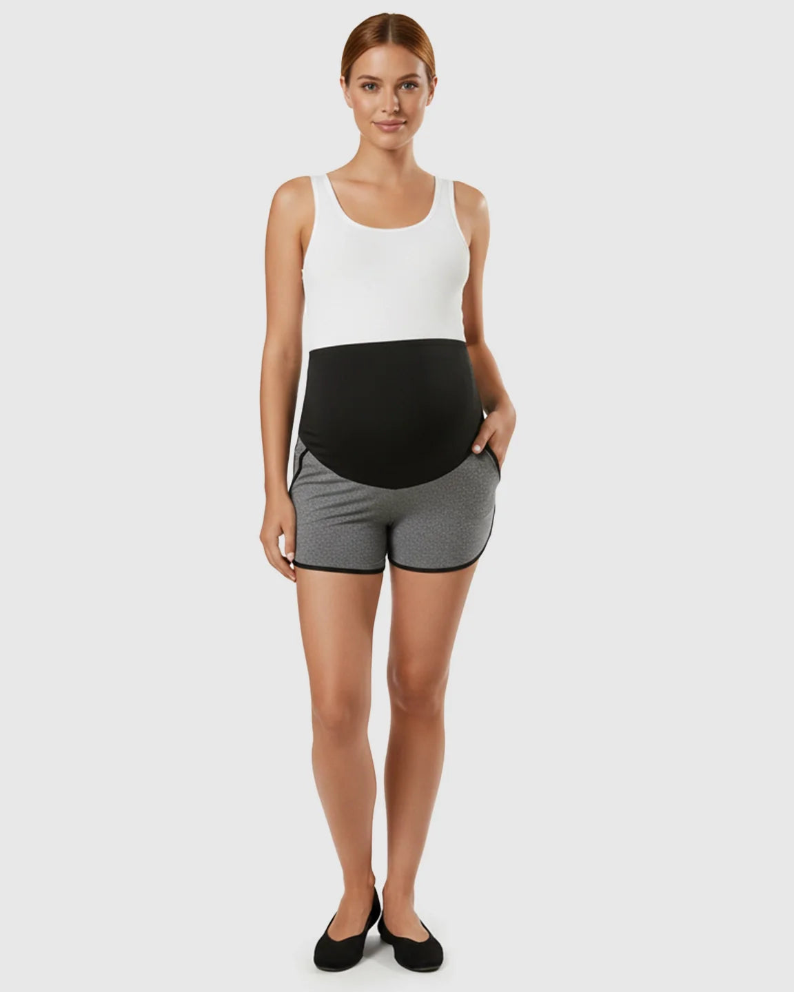 Bump Society – The Comfort Collection: Contrast Trim Butt-Lifting Maternity Shorts