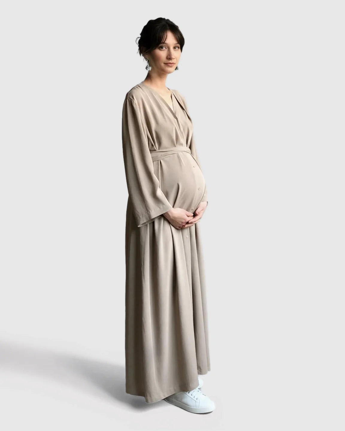 Bump Society – The Comfort Collection: Long Sleeve V-Neck Maternity Maxi Dress with Adjustable Waist