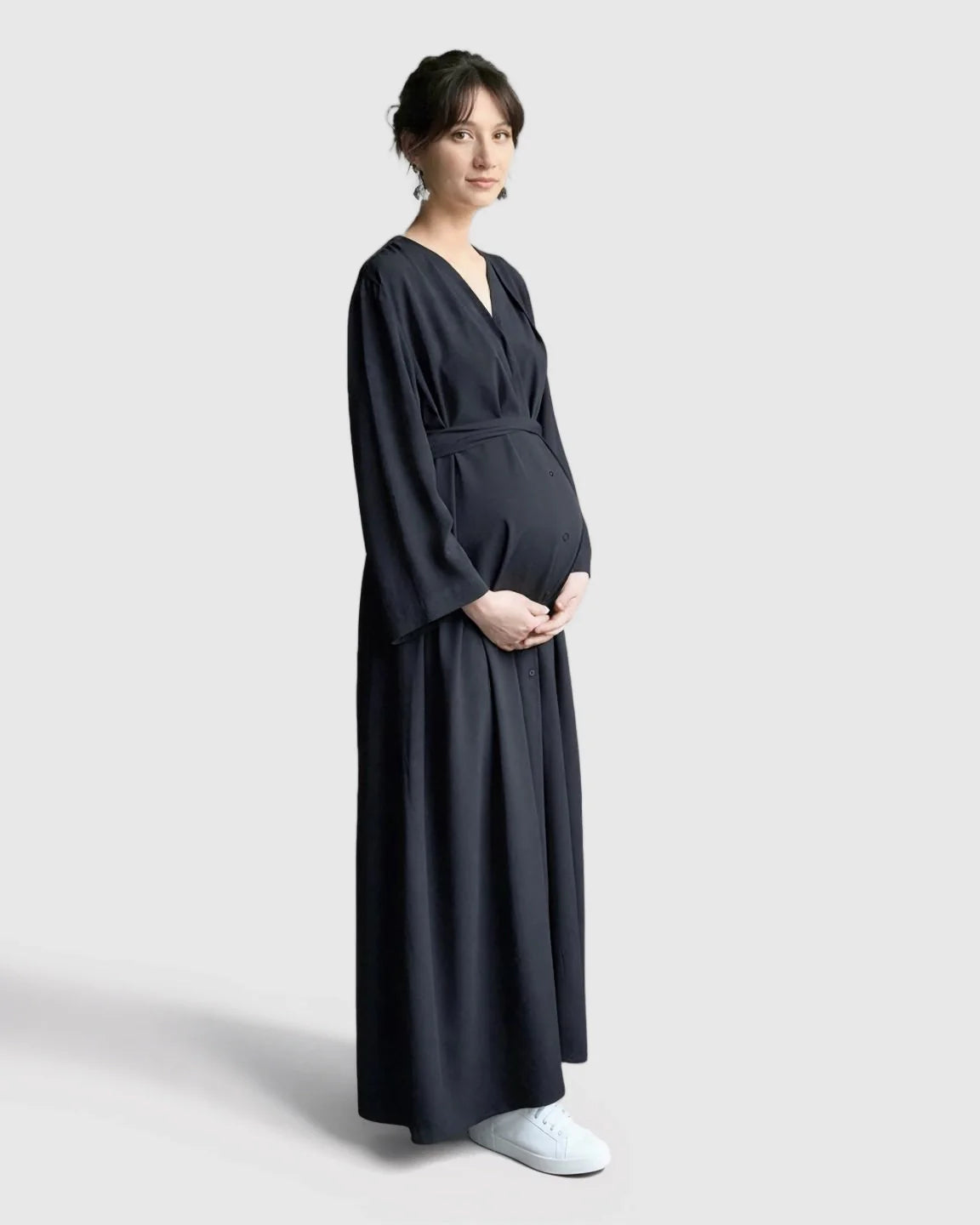 Bump Society – The Comfort Collection: Long Sleeve V-Neck Maternity Maxi Dress with Adjustable Waist
