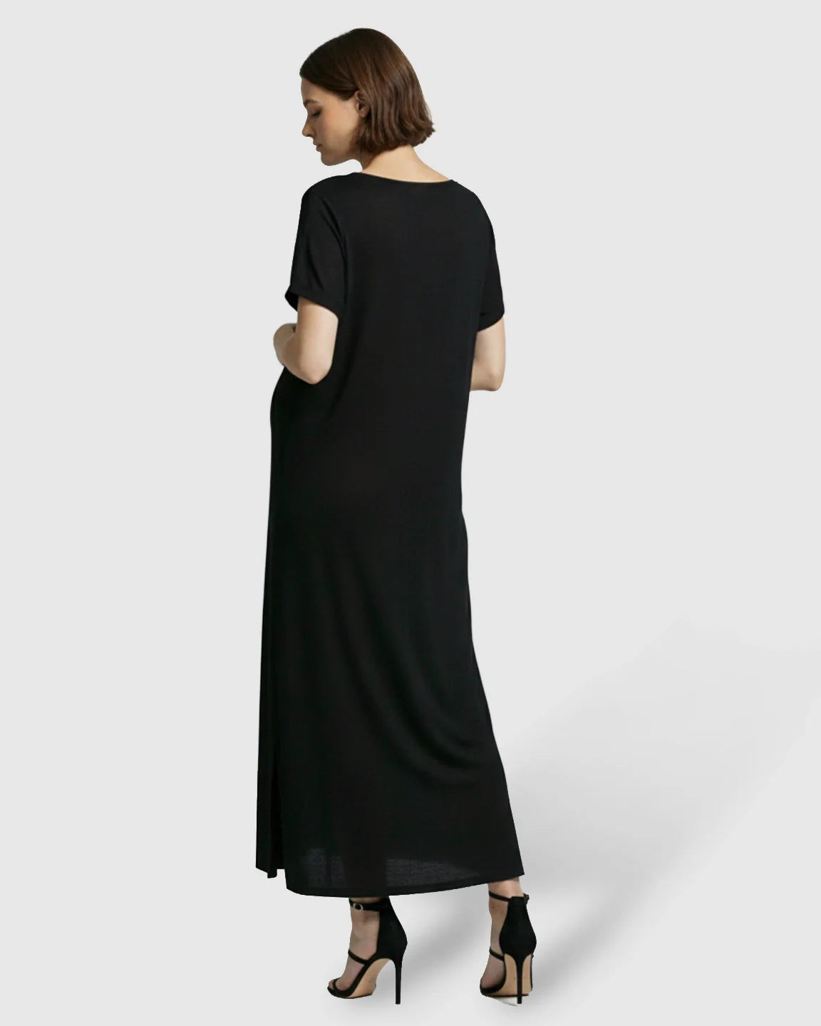 Bump Society – The Comfort Collection: Soft V-Neck Relaxed Fit Maternity Midi Dress