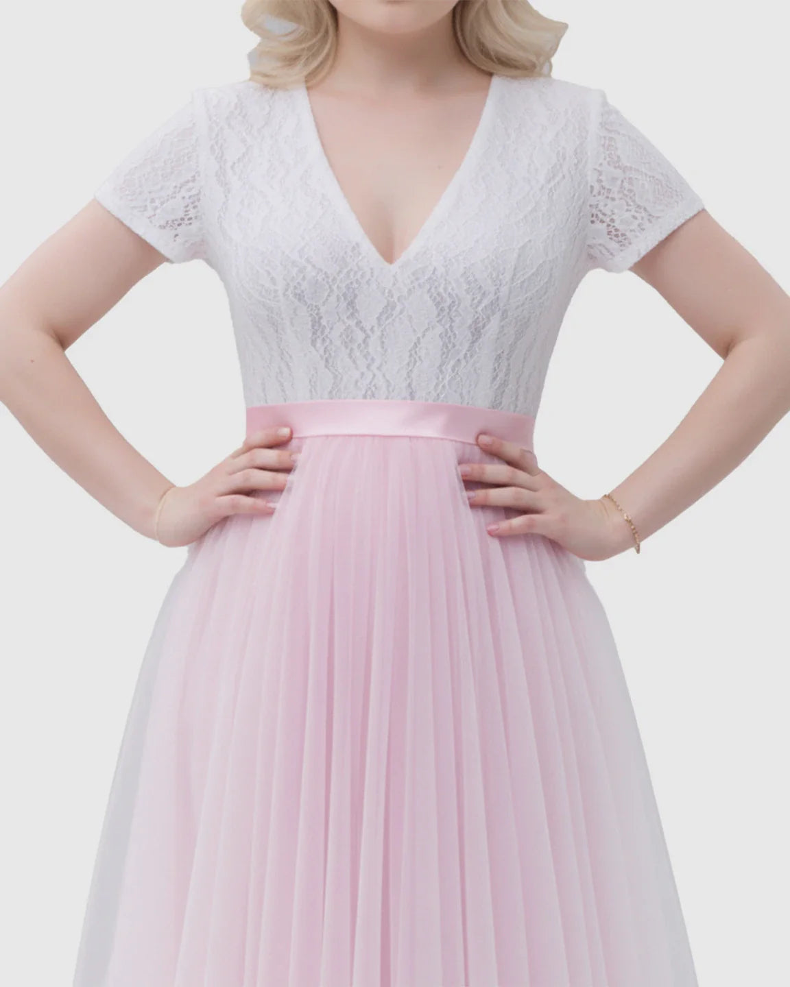 Bump Society – The Comfort Collection: Two-Piece Lace & Tulle Maternity Gown