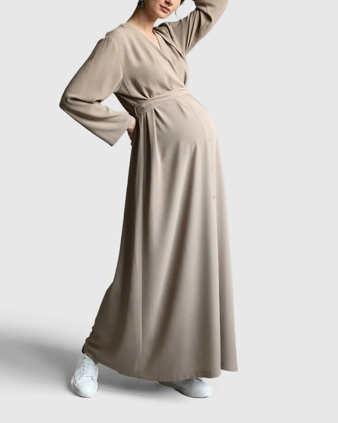 Bump Society – The Comfort Collection: Long Sleeve V-Neck Maternity Maxi Dress with Adjustable Waist