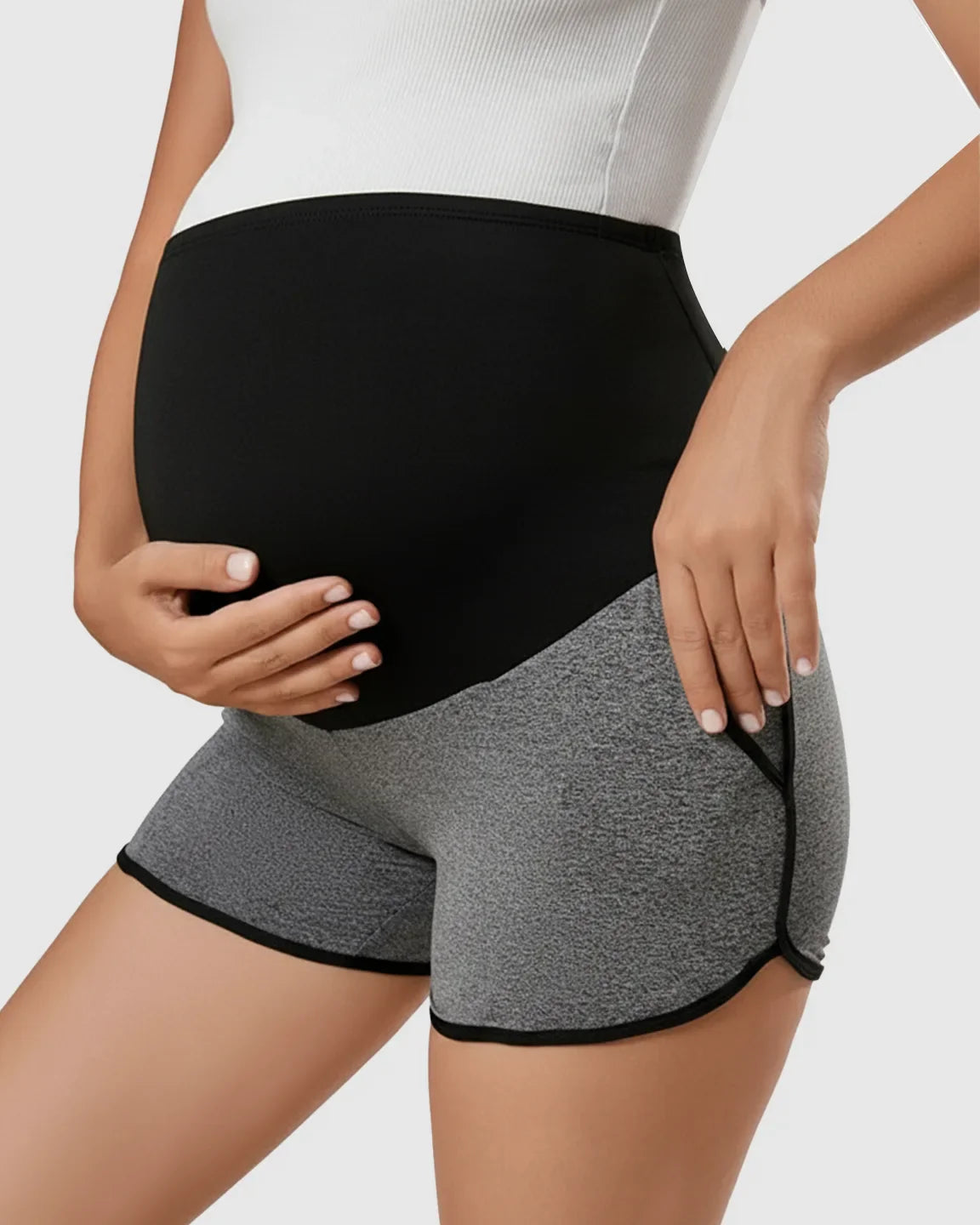 Bump Society – The Comfort Collection: Contrast Trim Butt-Lifting Maternity Shorts