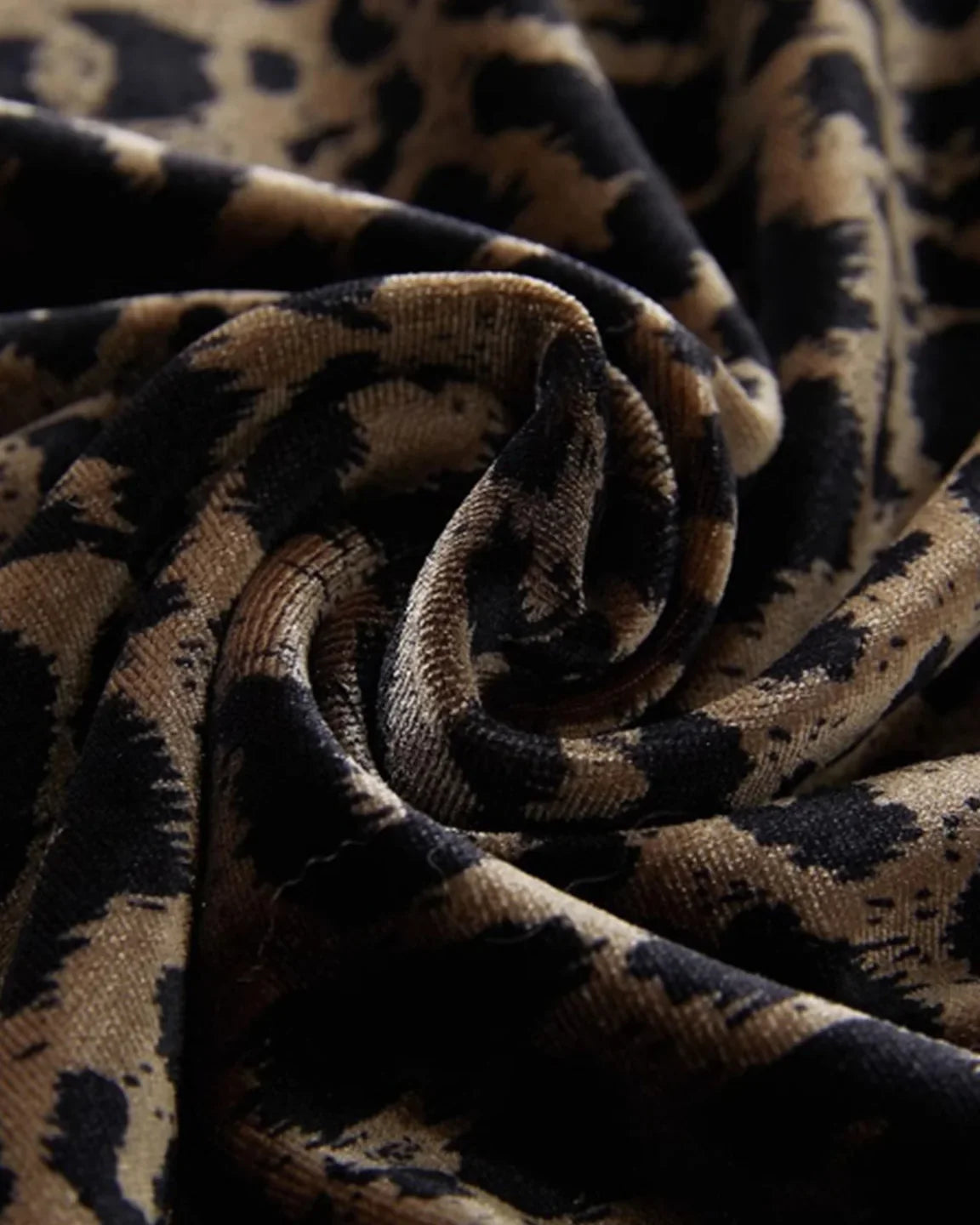 Bump Society – The Comfort Collection: Trendy Leopard Print A Line Cut Maternity Maxi Skirt